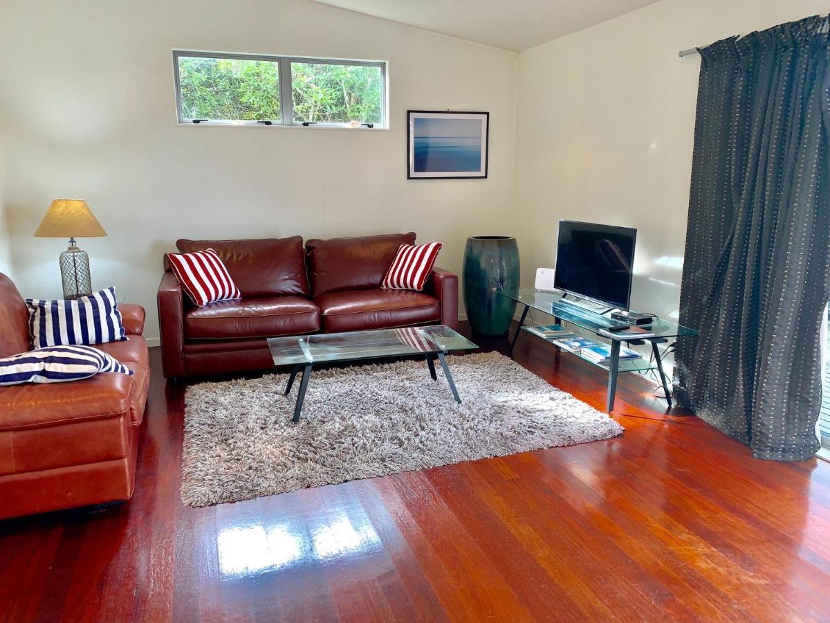 Waiheke Island Oneroa Villa ภายนอก รูปภาพ